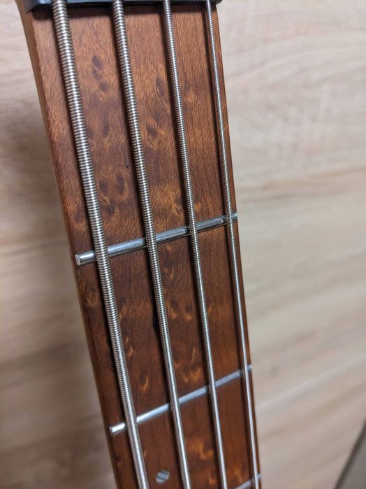 Gitara basowa Ibanez EHB1000-PWM - Headless