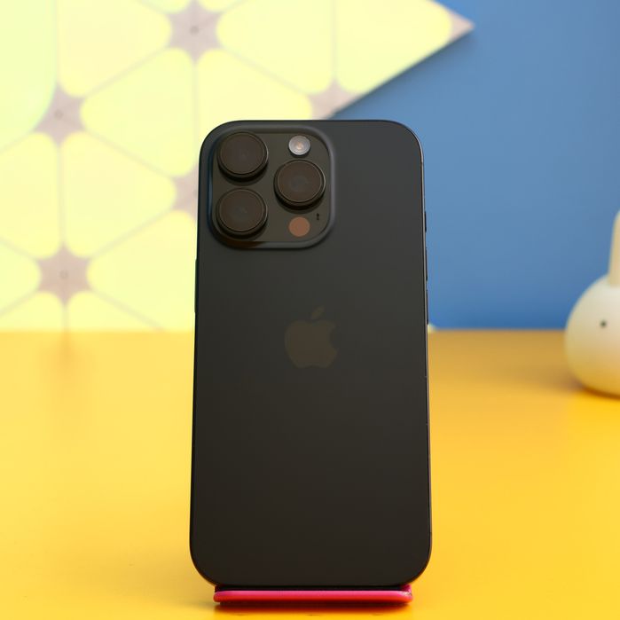 Смартфон Apple iPhone 16 Pro 256GB Black (171172) Б/У З ГАРАНТІЄЮ