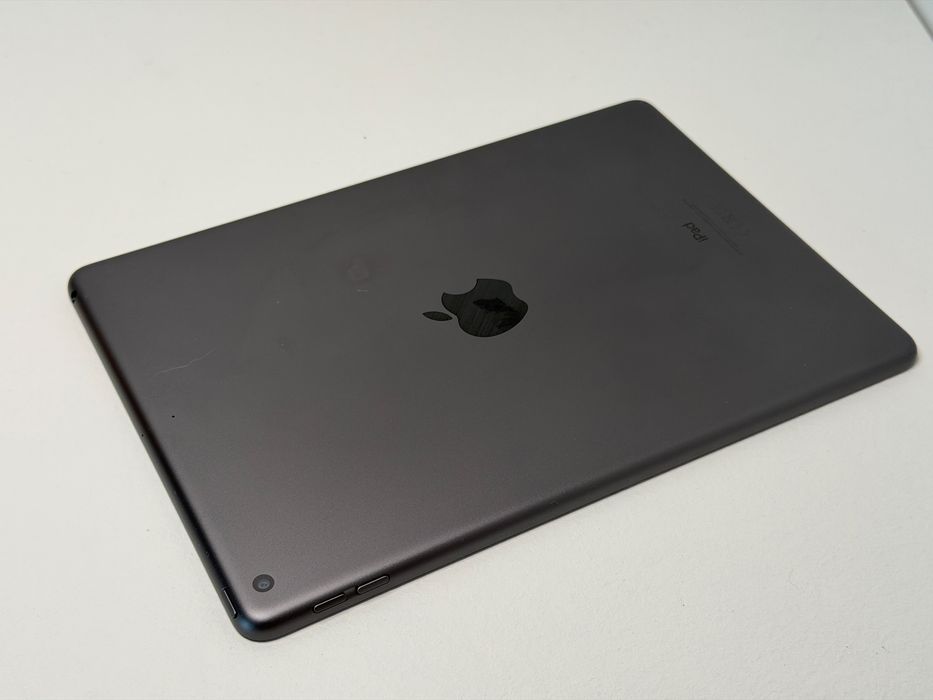 iPad 9. gen. (A2602) - 64GB - faktura VAT 23%