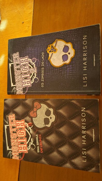 Livros Monster high