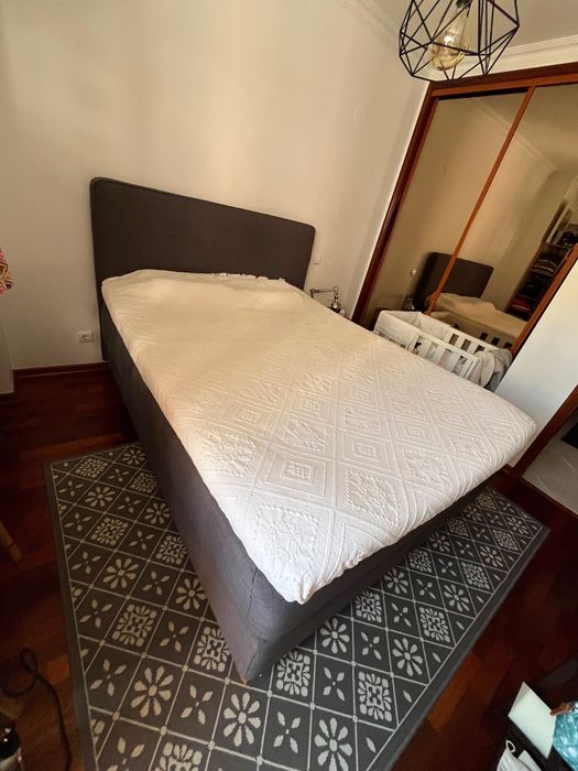 Cama IKEA 160x200 cm + Estrado | Excelente Estado | Muito Confortável – 250€