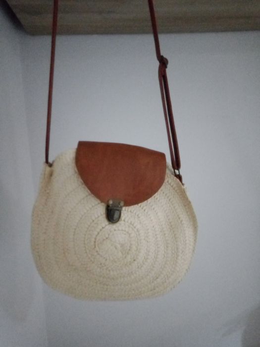 Mala palhinha como nova