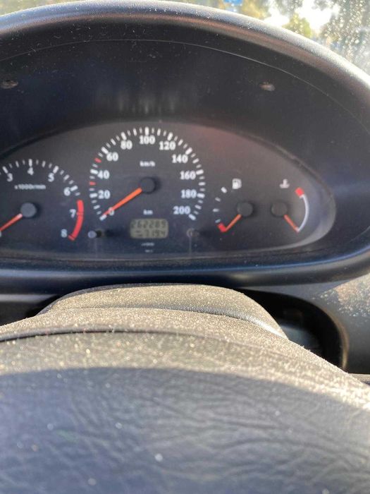 nissan micra k11 2001