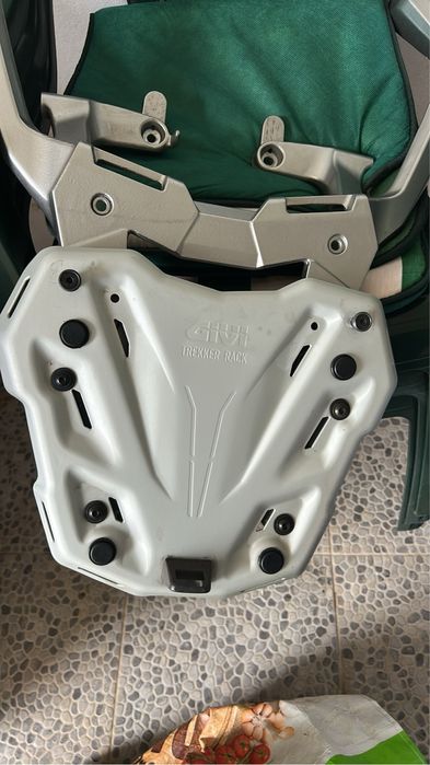 Varias pecas XADV750 de 2023