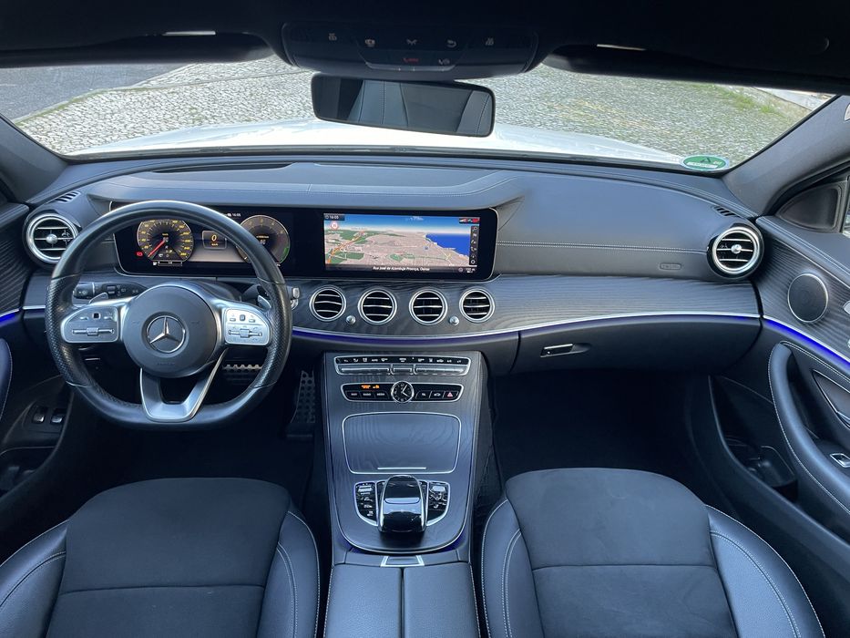 Mercedes-Benz E300de AMG - 2020