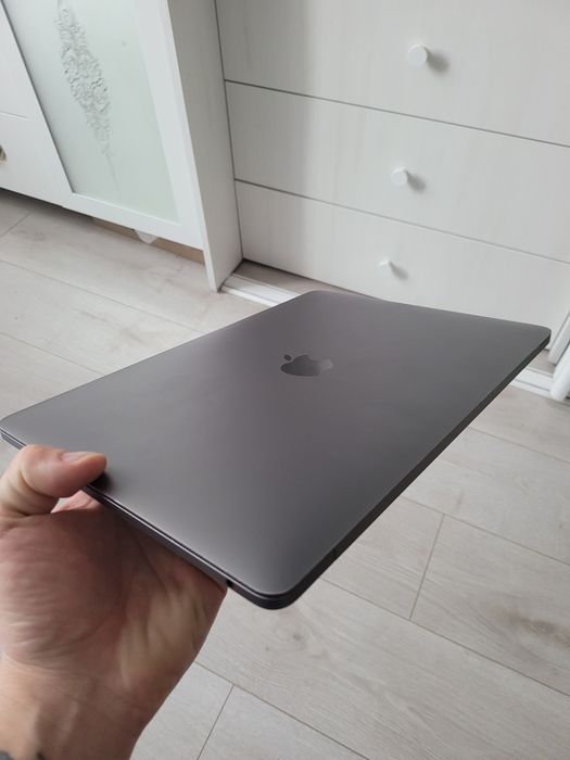 Mackbook Pro 2017 A1708 i5/256 Apple новий стан