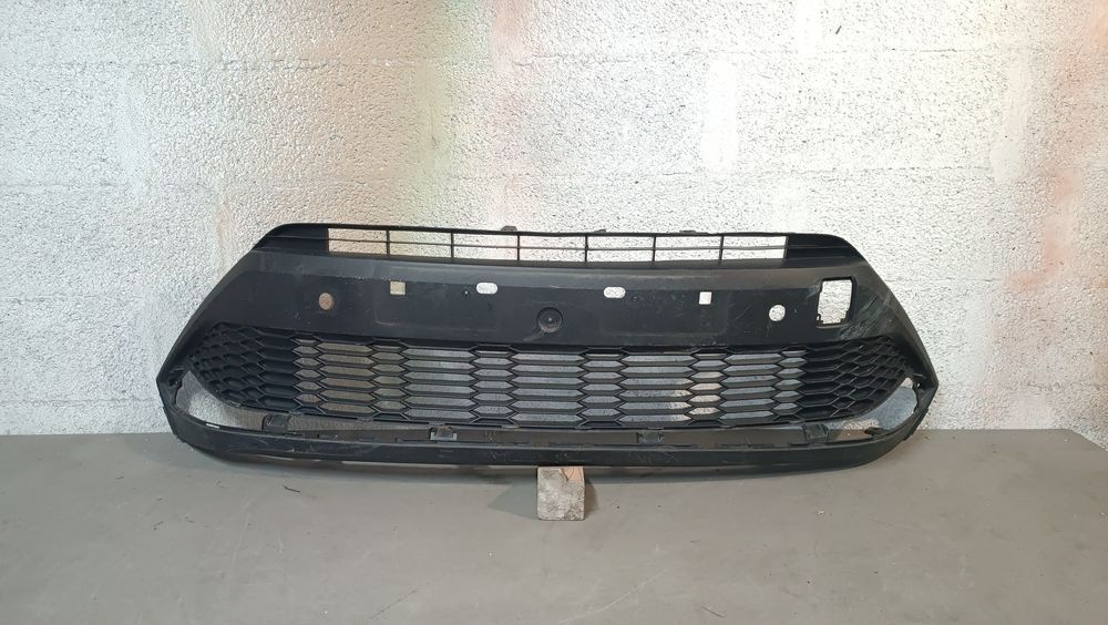 Vendo grelha de frente Toyota C-HR híbrid ano 2020/22