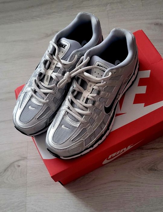 Кросівки Nike p6000