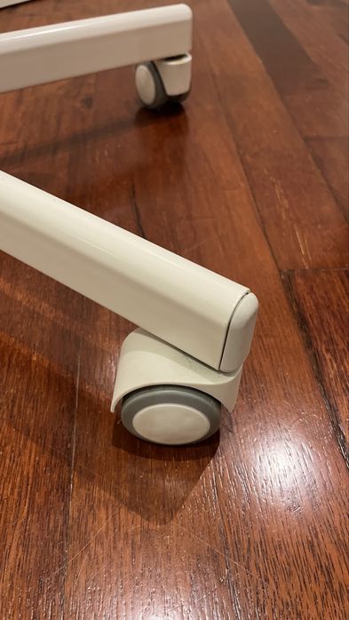 Estrutura de cadeira escritório IKEA