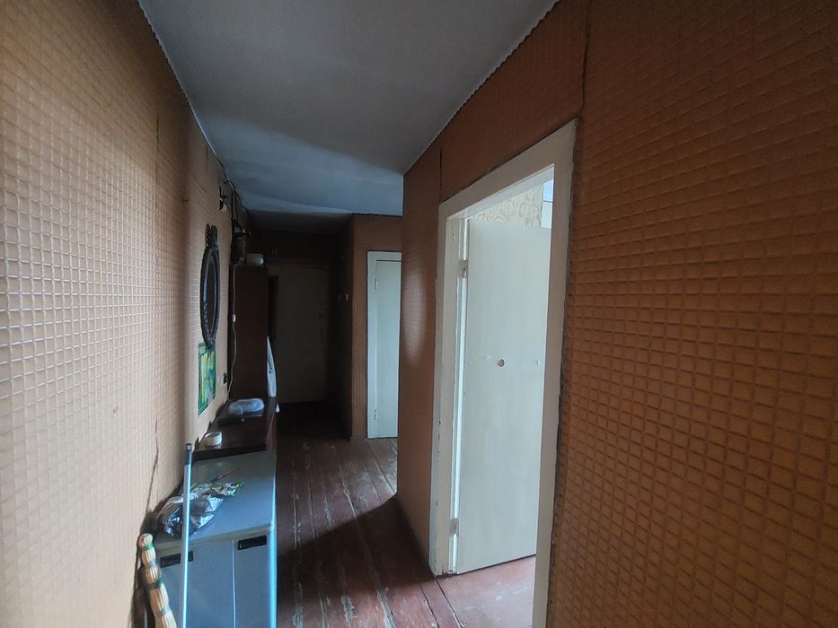 Продажа / обмен 2 комн Космонавтов / Херсонское шоссе  Площадь Победы