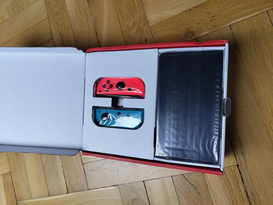 NOWA konsola Nintendo Switch OLED