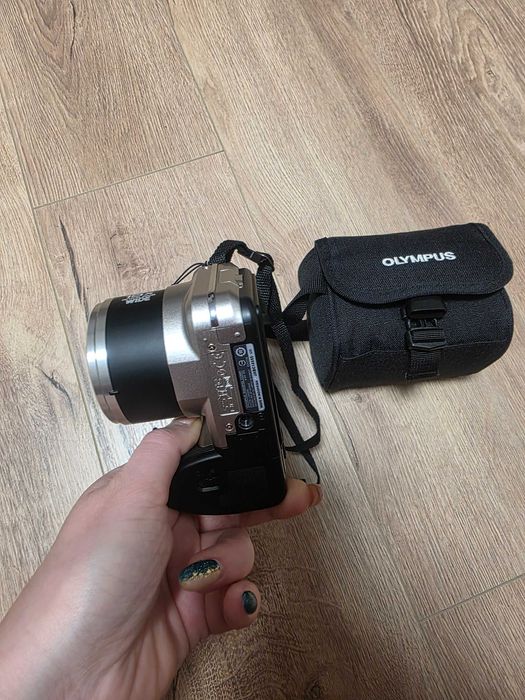 Фотоапарат Olympus SP-600UZ