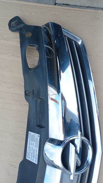 Opel Astra h 3 lift 07- atrapa grill atrapka 4,5 drzwi