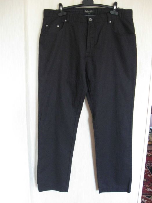 Брюки мужские черные. Ширина пояса 49 см. Хлопок 83%. Плотные.