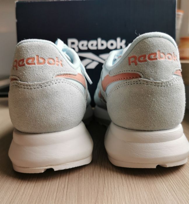 Buty Reebok 37,5 dł wkładki 24cm, skórzane Nowe