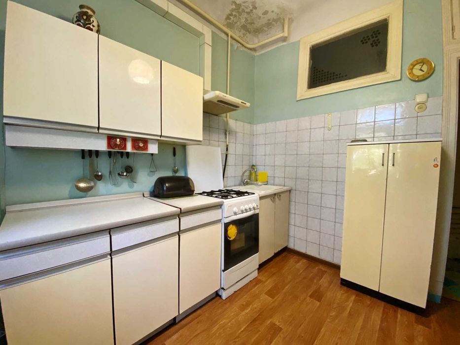 Продаж 2кмн квартири, р-н пл. Маяковського (213-249-945)