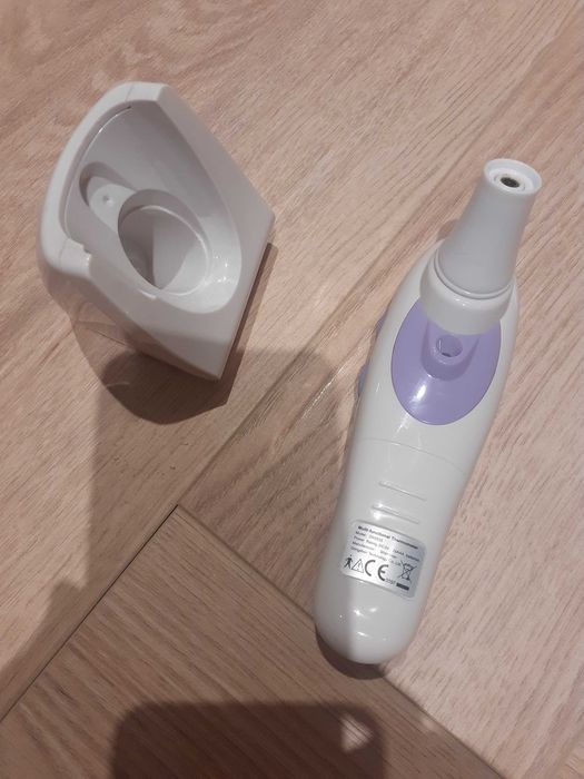 Bezdotykowy termometr elektroniczny ucho czoło