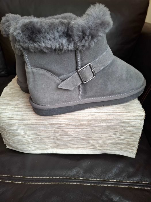 Buty szare ocieplane z kożuszkiem typ EMU nowe pasek zamsz rozmiar 41