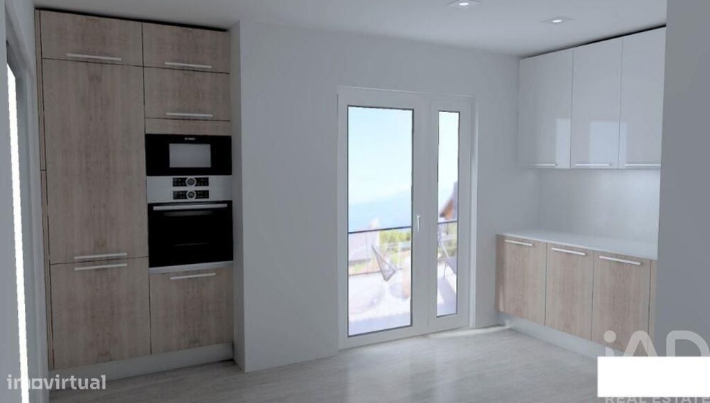 Apartamento T3 em Cadaval e Pêro Moniz de 220,00 m2