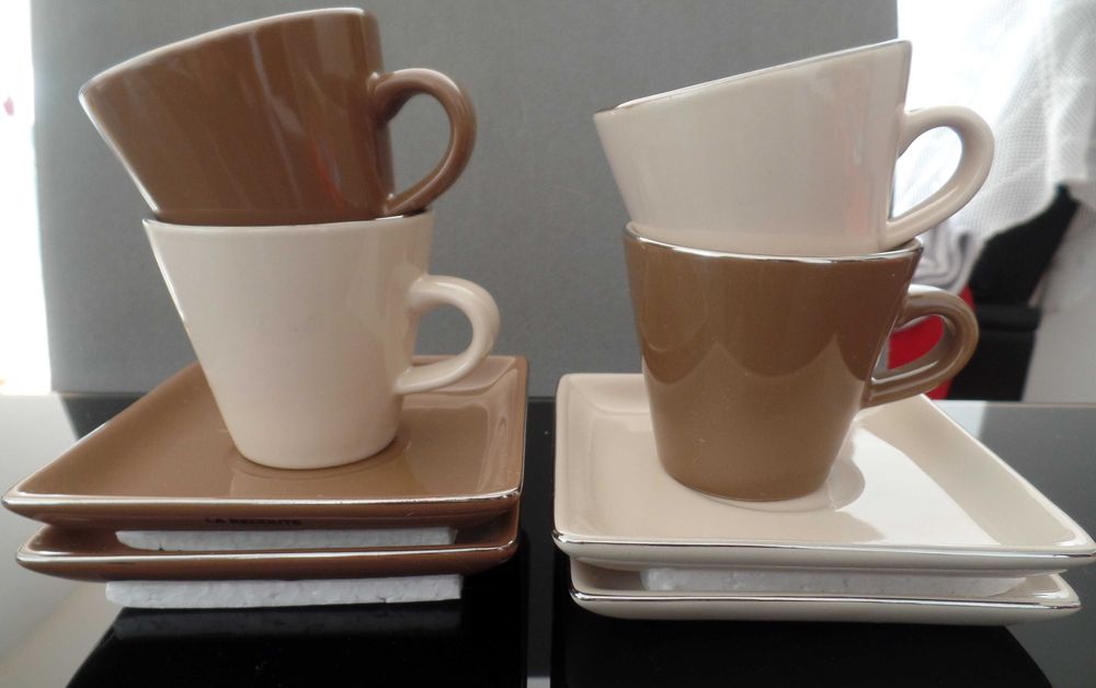 Coffee Cups450936553772175361