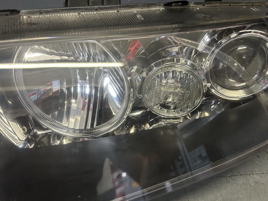 Lampa lewa przód Honda Accord VII lift 05-08r. xenon Europa oryginał