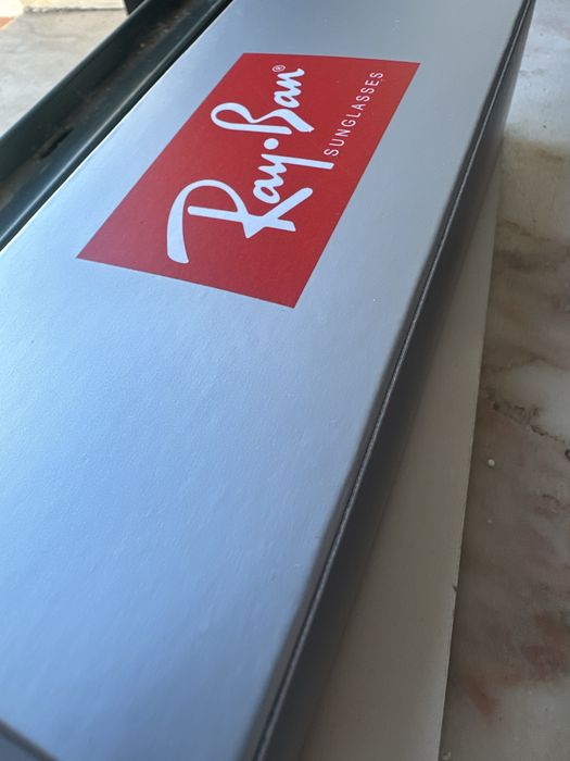 RAYBAN novos e prontos para enviar ou levantar