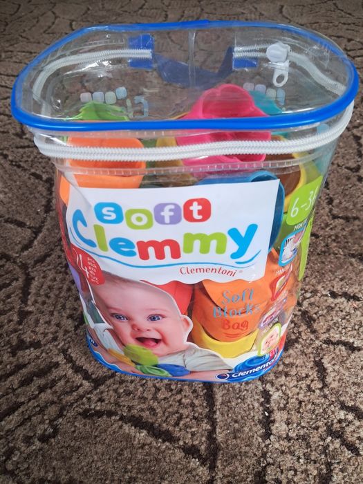 Gumowe klocki dla dzieci clementoni