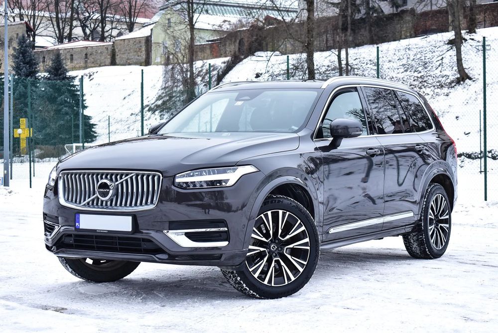 Volvo XC 90 T8 AWD/ Plug-in Hybrid/ 7 osób/ Panorama/Bowers&Wilkins