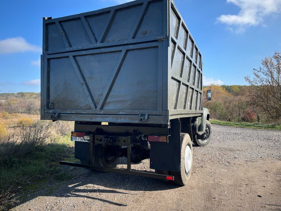 ЗІЛ -130 . 554 М.