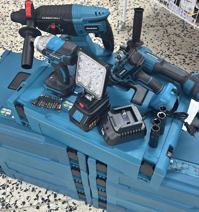 Kit 4 makinas brusheless mais holofote