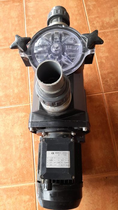 Bomba Astralpool trifásica