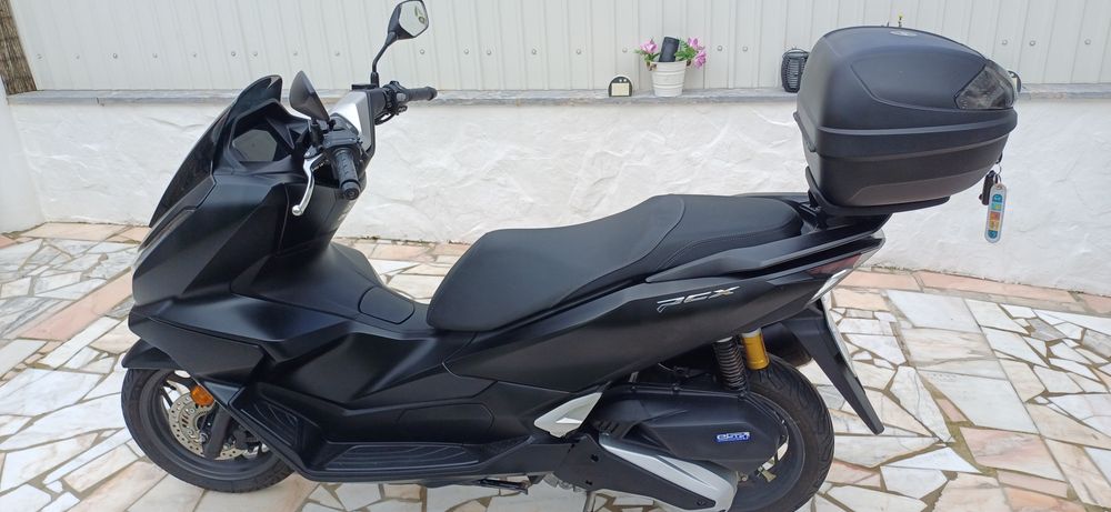 Honda PCX DX 125 (10/2025) com Topcase incluído