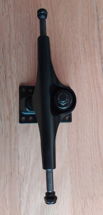 Surfskate Trucks - Thruster D