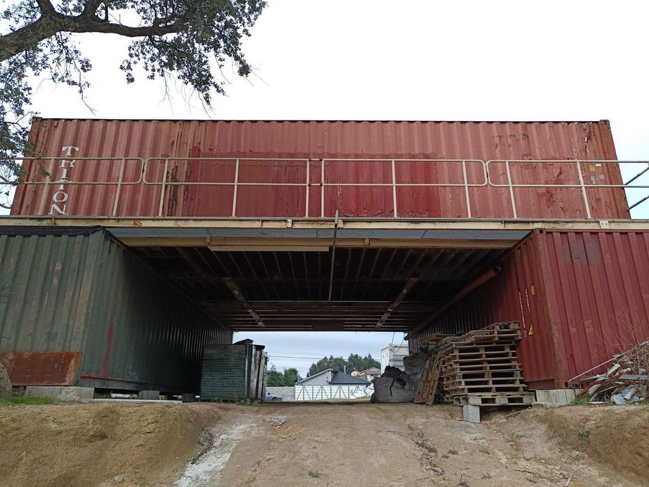 Contentores para casa / escritório