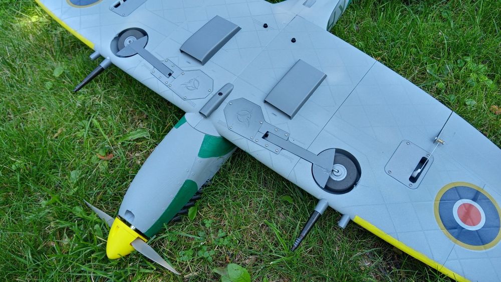 SPITFIRE Mk IX samolot RC (druk 3D)