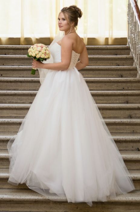 Весільна сукня продаж