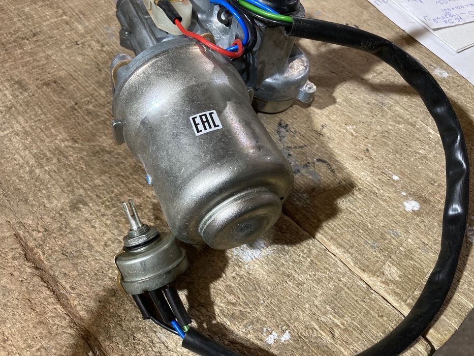 Привод стеклоочистителя МАЗ 5335 СЛ135А-5205100А (пр-во Автоприбор