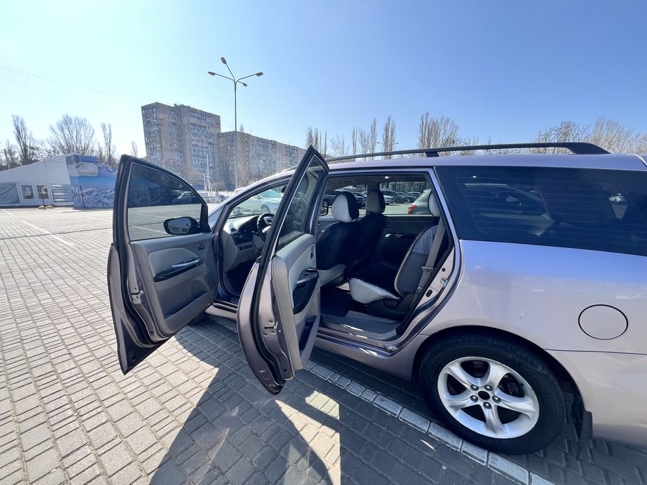 Продам Mitsubishi Grandis 2005