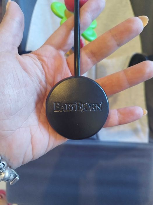 Espreguiçadeira BabyBjörn Original + Barra de Atividades Original