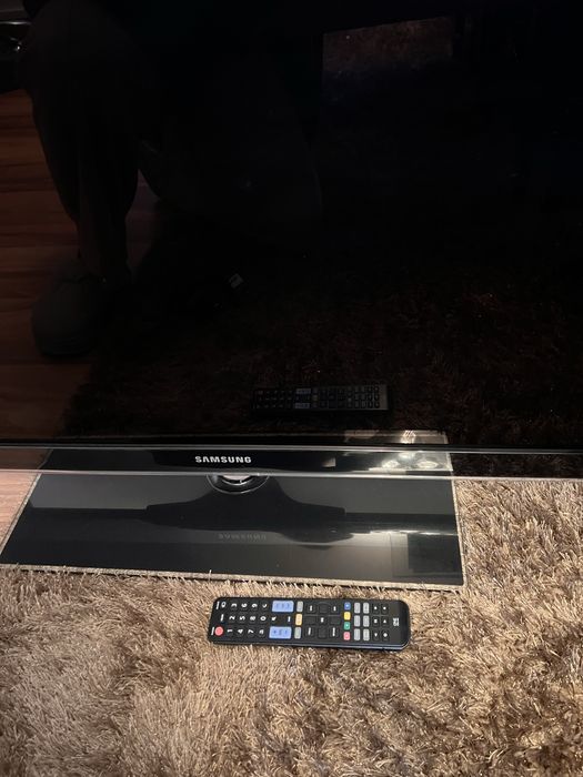 Televisao Samsung 110 x 68