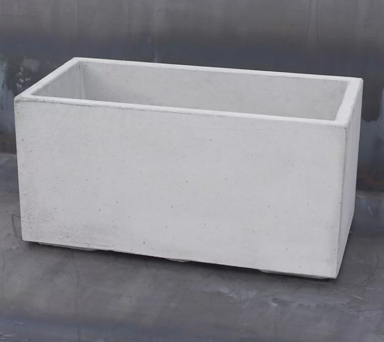Кашпо бетонное. 300х900х360 мм. Для улицы, сада, офиса.