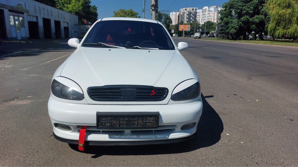 Продам Део Ланос 1.5