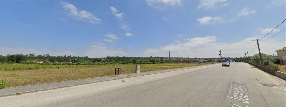 Lote Urbano em Lobão da Beira, Tondela