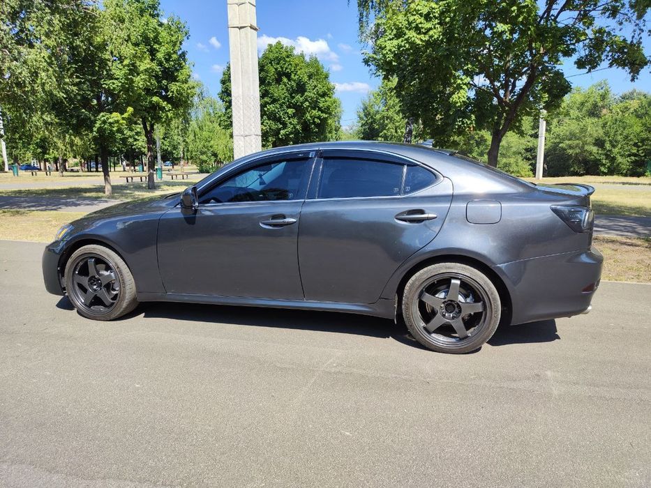 Lexus is250 awd 2007