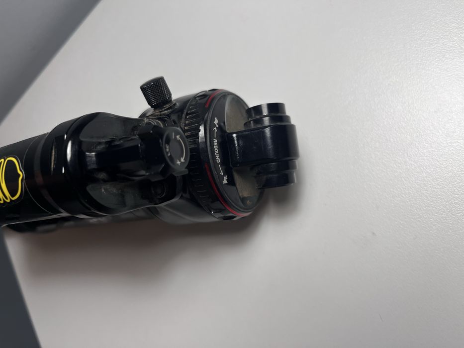RockShox Super Deluxe Ultimate DH 250x75mm