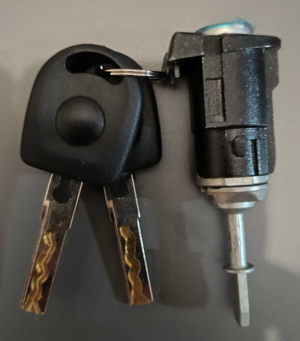 Canhão de fechaduras da portas VW golf IV