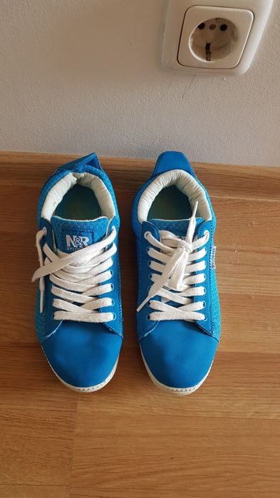 Buty trampki tenisówki  37