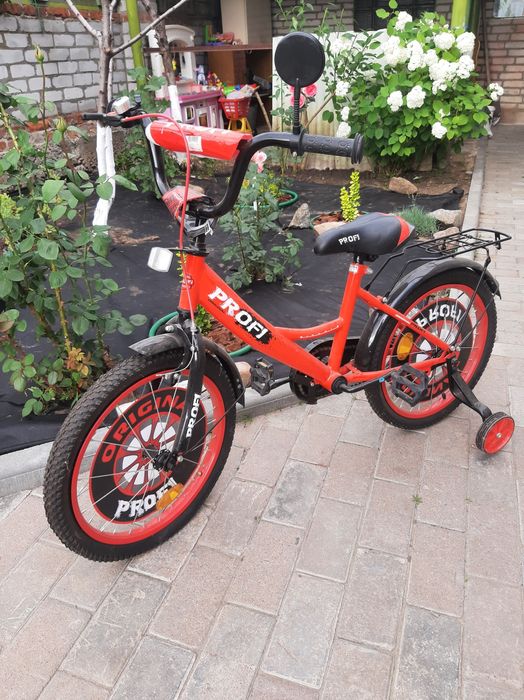 Продам новый  детский двухколесный велосипед Profi Original.