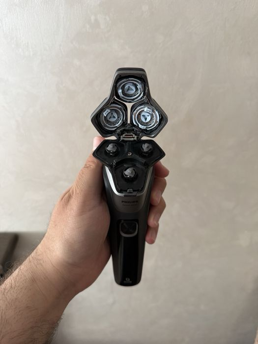 Бритва  Philips Series 5000 Нова