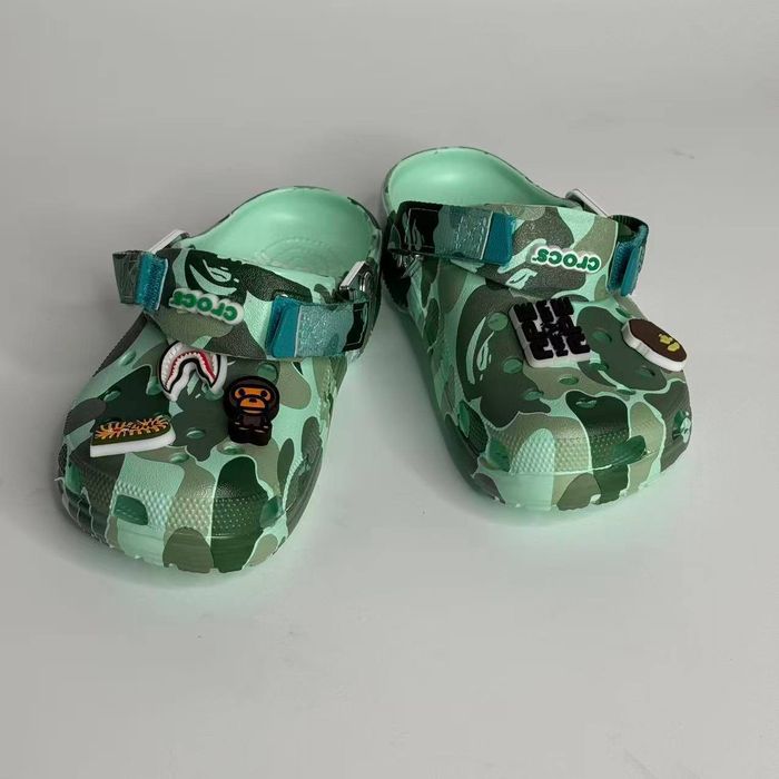 ‼️ЗНИЖКА‼️/Тапочки Crocs& Bape/Крокс Бейп